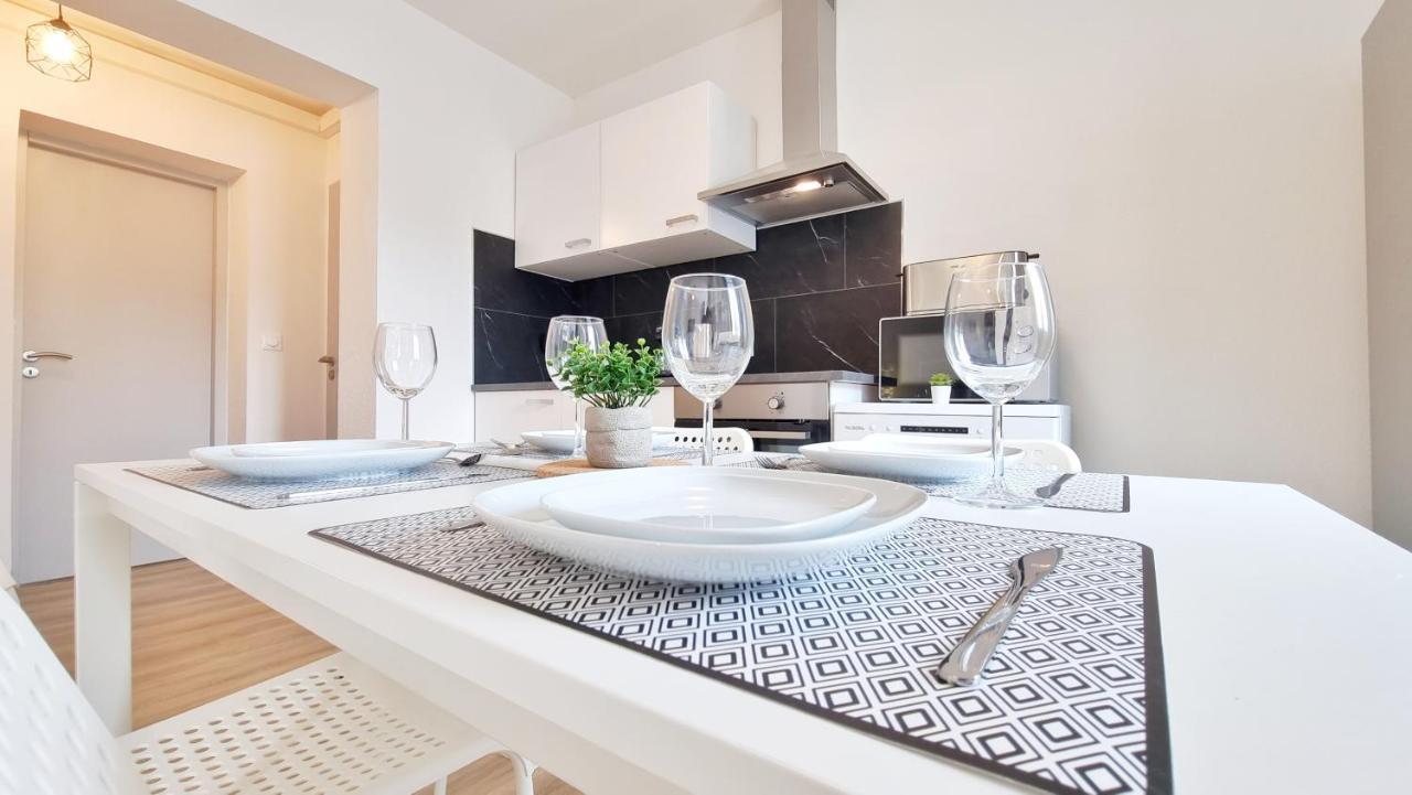 Chez Jm - Calme - Chic - Fibre - Relax Bnb 牟罗兹 外观 照片